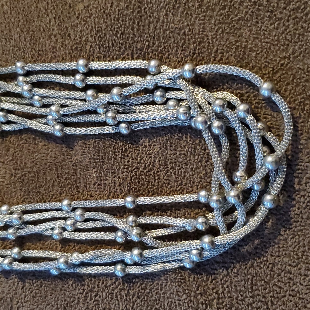Mika 7' necklace